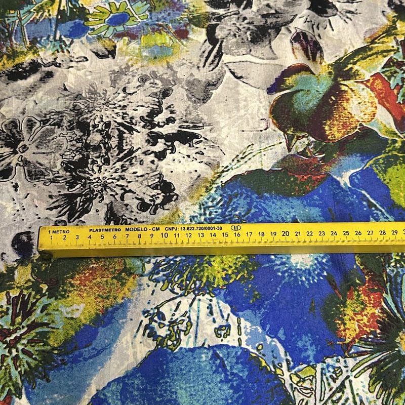 Tecido Palha De Seda Estampada Floral Azul Profundo • Conexão Tecidos