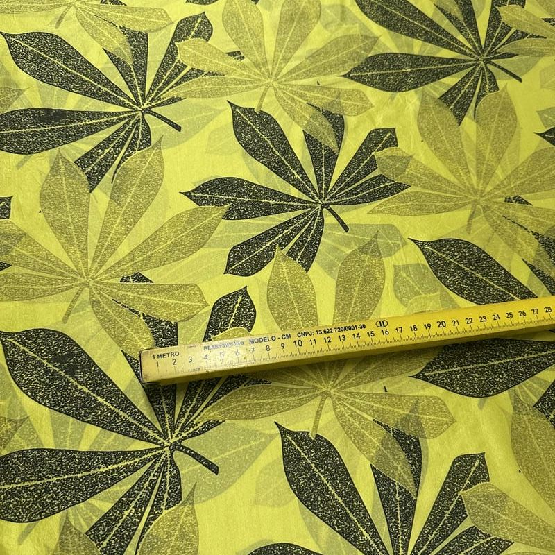 Tecido Palha De Seda Estampada Neo Tropical Lima • Conexão Tecidos