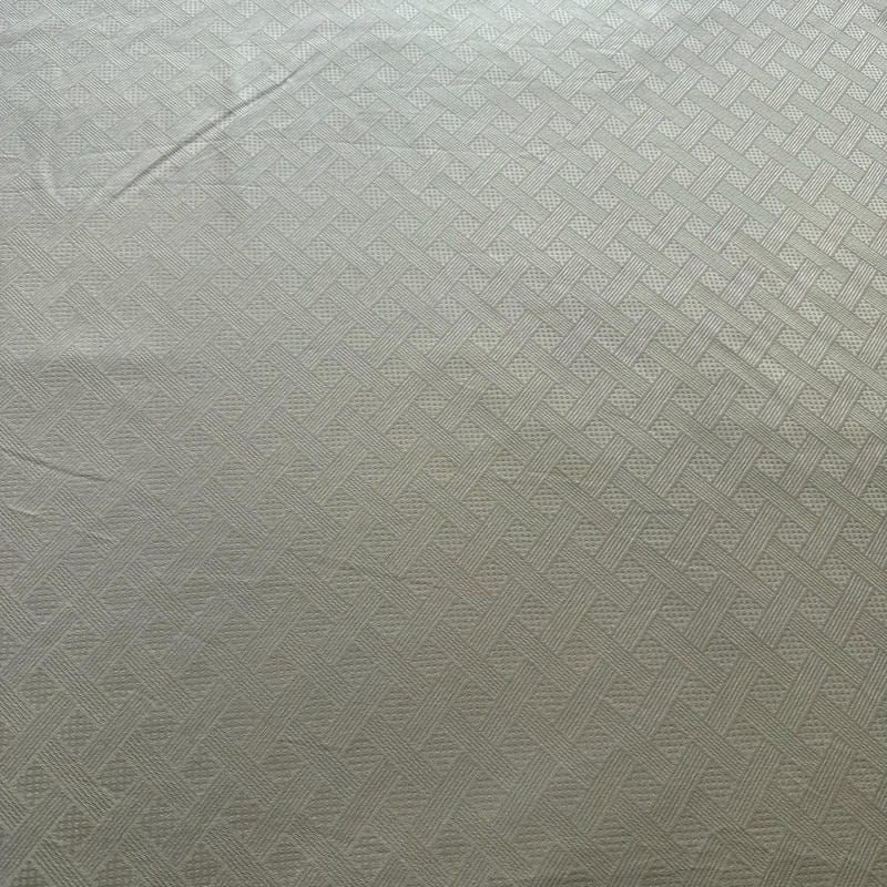 Tecido Sarja Lisa Caqui Jacquard • Conexão Tecidos