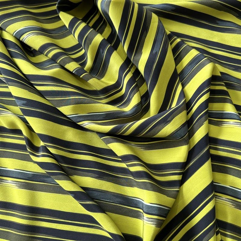 Tecido Crepe de Chine Estampado Yellow Stripes • Conexão Tecidos