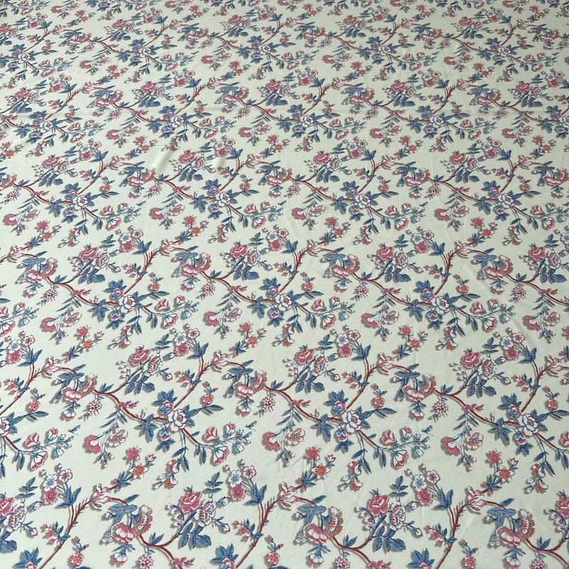 Tecido Crepe de Chine Estampado Floral Provence • Conexão Tecidos