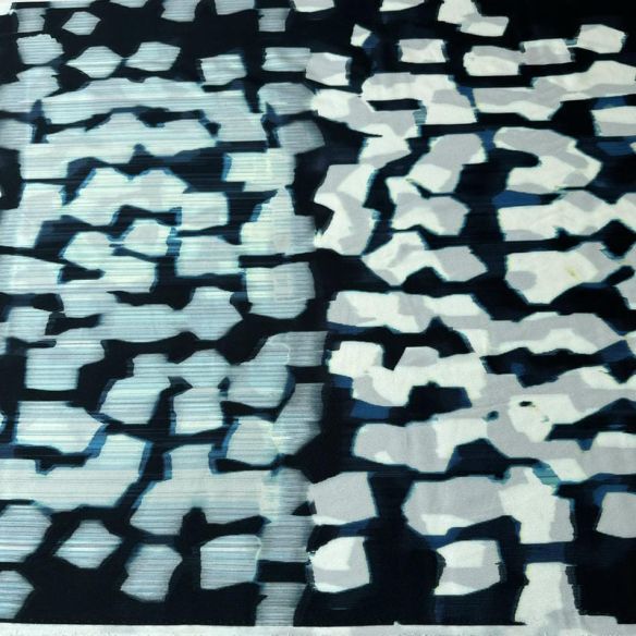 Tecido Crepe de Chine Estampado Abstrato Urban • Conexão Tecidos