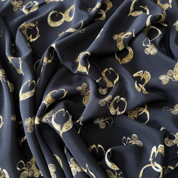 Tecido Crepe de Chine Estampado Golden Essence • Conexão Tecidos