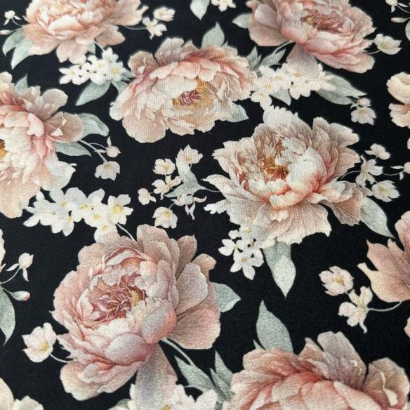 Tecido Crepe de Chine Estampado Peony Noir Elegance • Conexão Tecidos