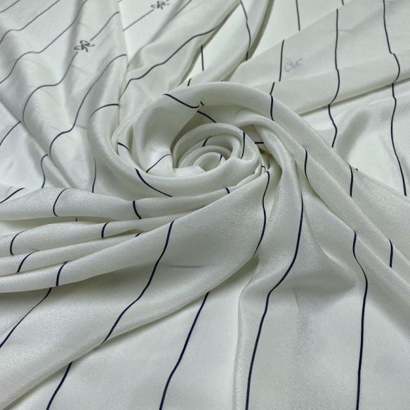 Tecido Crepe de Chine Estampado Lacinhos • Conexão Tecidos