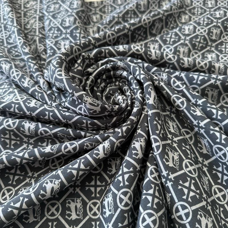 Tecido Crepe de Chine Estampado Geo Classic • Conexão Tecidos