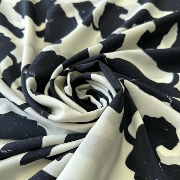 Tecido Crepe de Chine Estampado Animal Flow • Conexão Tecidos