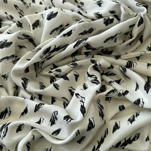 Tecido Crepe de Chine Estampado Cloud Daslu • Conexão Tecidos