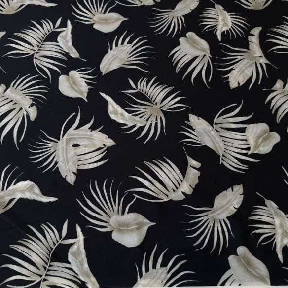 Tecido Crepe de Chine Estampado Tropical Leaves Noir • Conexão Tecidos
