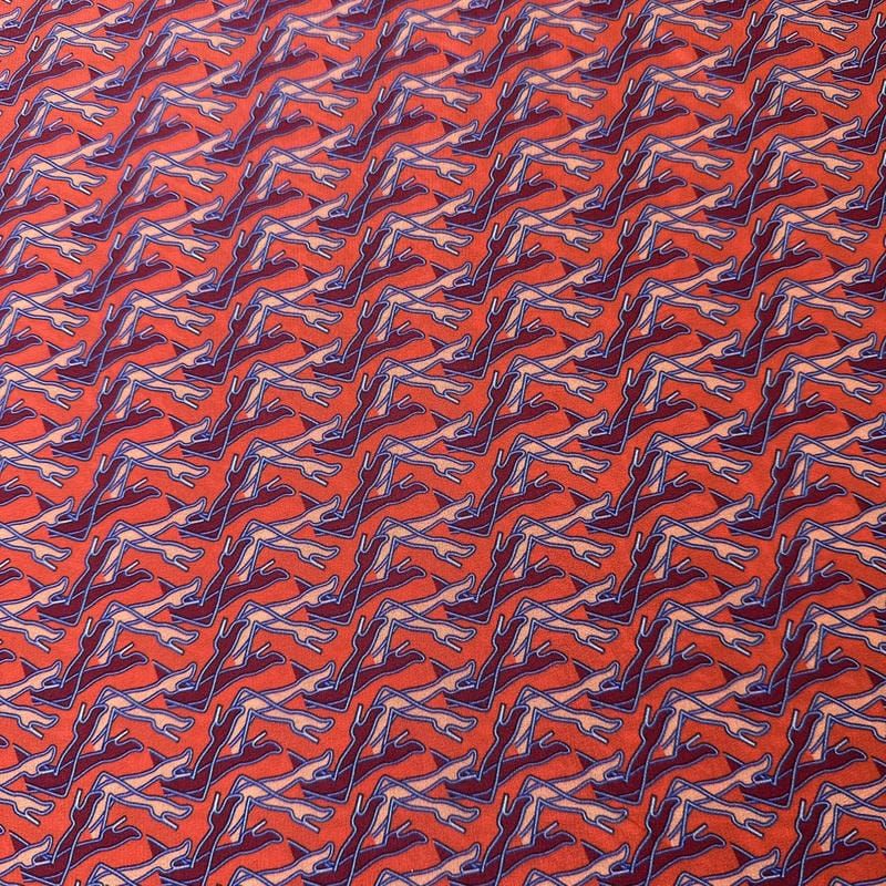 Tecido Crepe de Chine Estampado Red Legs • Conexão Tecidos