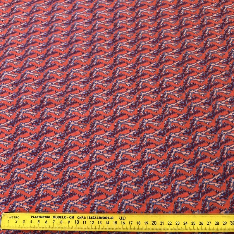 Tecido Crepe de Chine Estampado Red Legs • Conexão Tecidos