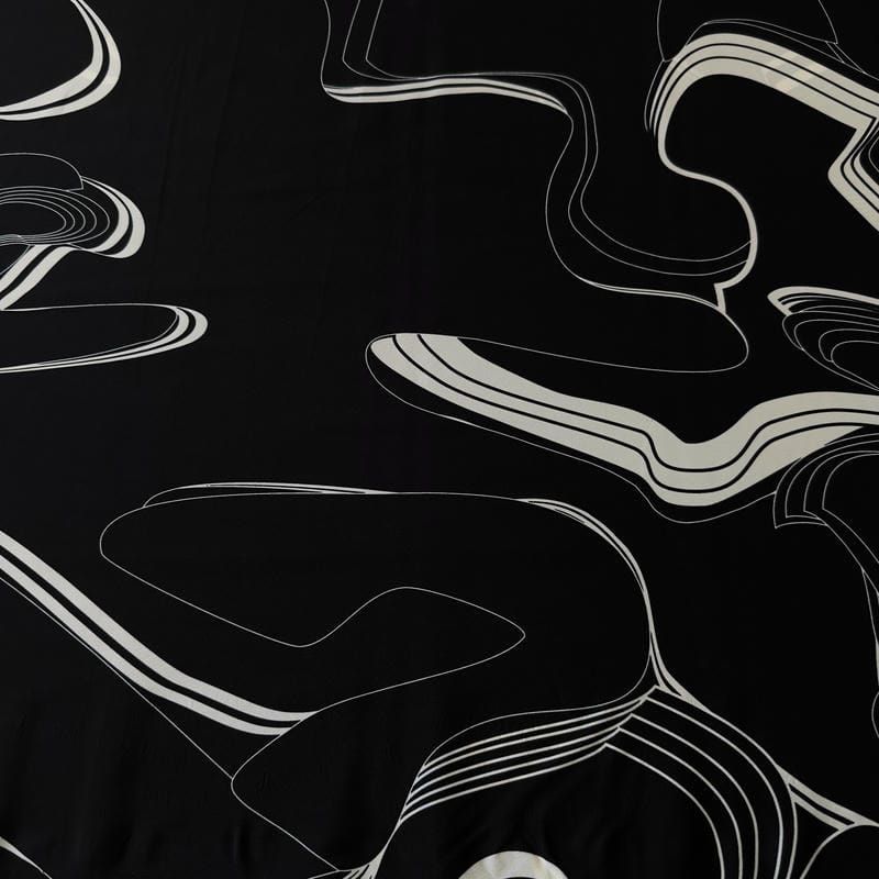 Tecido Crepe de Chine Estampado Flow Line Black • Conexão Tecidos