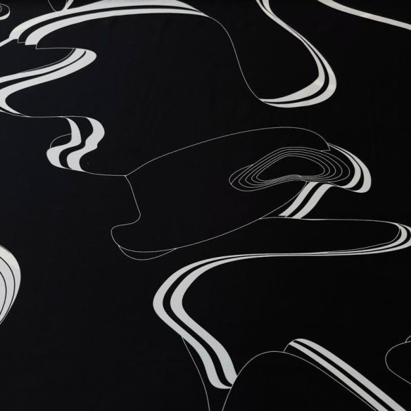 Tecido Crepe de Chine Estampado Flow Line Black • Conexão Tecidos