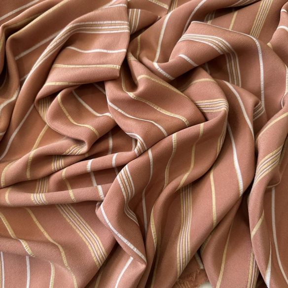 Tecido Crepe de Chine Estampado Stripe Terra Classic • Conexão Tecidos