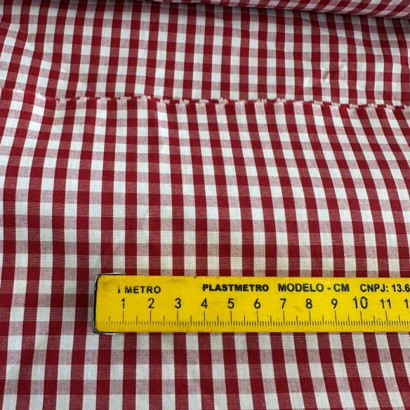 Tecido Tricoline Fio Tinto Vichy Vermelho Clássico • Conexão Tecidos