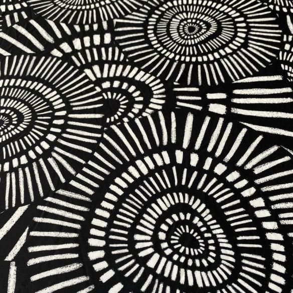 Tecido Malha Fluity Estampado Spiral Mono Art • Conexão Tecidos