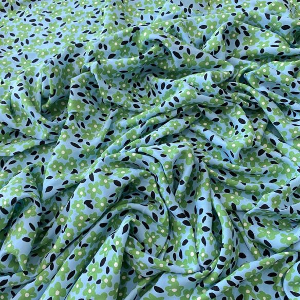 Tecido Viscose Estampada Floral Fresh Verde Sky • Conexão Tecidos