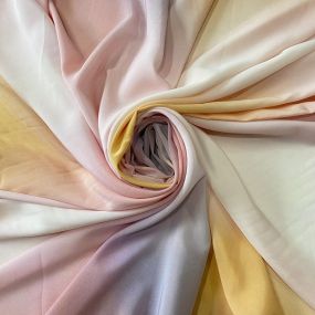Tecido Crepe de Chine Estampado Nuage de Pétale