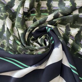 Tecido Crepe de Chine Estampado Resort Oliva Navy • Conexão Tecidos