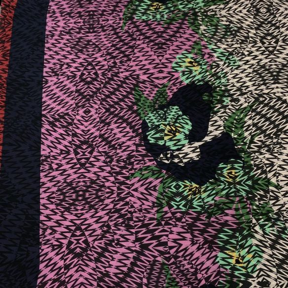 Tecido Crepe de Chine Estampado Abstract Fusion • Conexão Tecidos