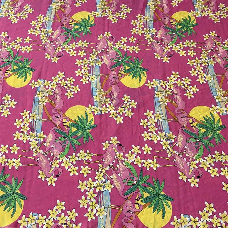 Tecido Crepe de Chine Estampado Flamingo Tropical • Conexão Tecidos