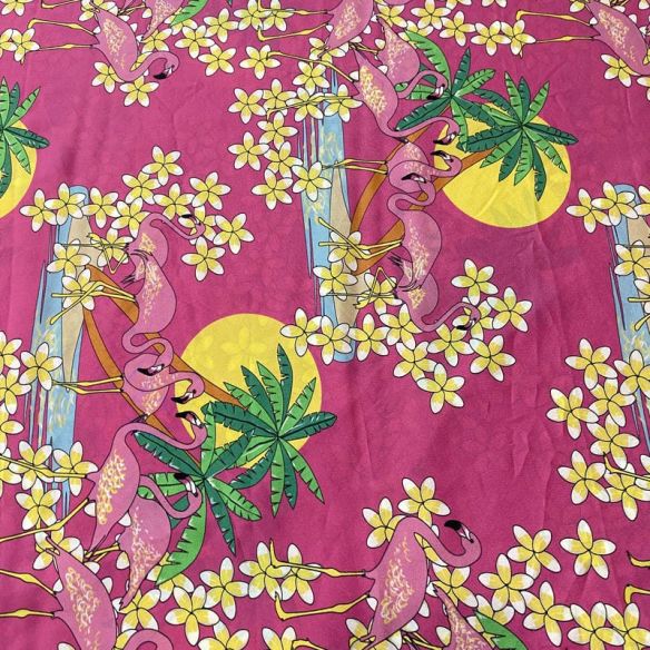 Tecido Crepe de Chine Estampado Flamingo Tropical • Conexão Tecidos