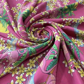 Tecido Crepe de Chine Estampado Flamingo Tropical • Conexão Tecidos 2