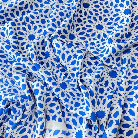 Tecido Crepe de Chine Estampado Arabesco Royal Tile • Conexão Tecidos