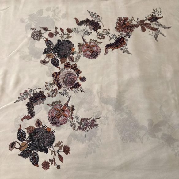 Final de Peça Crepe de Chine Seda Pura - 1,50 m - REF • 2340 •