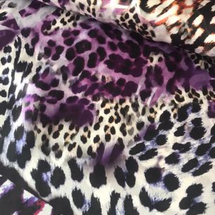 TECIDO CETIM DE SEDA ANIMAL PRINT COLORS ROXO • Conexão Tecidos 2