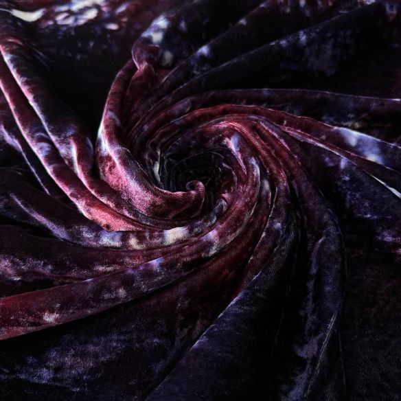 Tecido Veludo Cristal Tie Dye Vinho Noturno • Conexão Tecidos