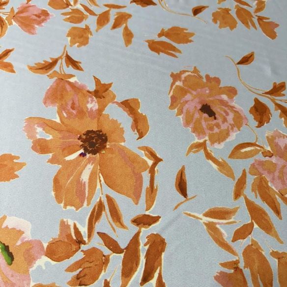 Tecido Cetim Toque De Seda Estampada Orange • Conexão Tecidos
