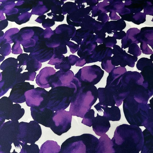 Tecido Cetim Toque De Seda Estampada Violeta • Conexão Tecidos
