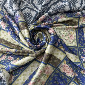 Tecido Cetim Toque De Seda Estampada Barrado Square • Conexão Tecidos