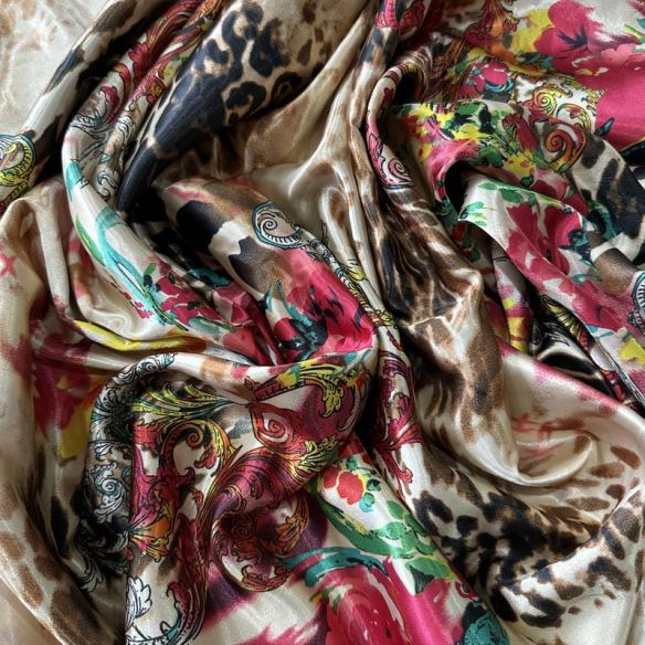 Tecido Cetim Charmousse Estampado Animal Print Floral • Conexão