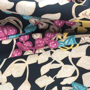 Tecido Crepe de Chine Estampado Jardim Exótico Nocturne • Conexão