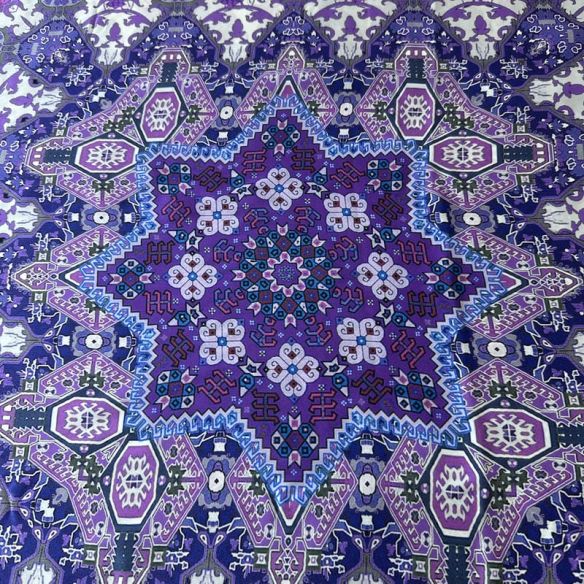 Tecido Cetim de Seda Estampado Mandala Boho Roxa • Conexão Tecidos