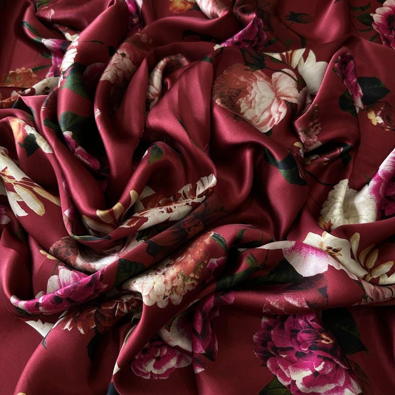 Tecido Cetim de Seda Estampado Floral Botânico Marsala • Conexão