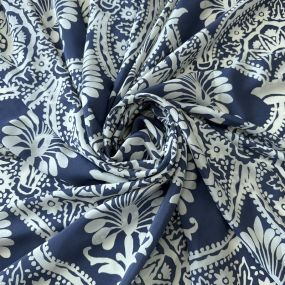 Tecido Crepe de Chine Estampado Arabesco Colonial Azul • Conexão