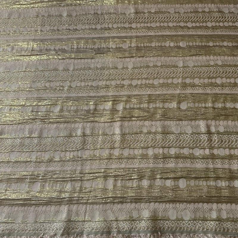 Tecido Gaze De Seda Estampada Jacquard Dourado • Conexão Tecidos