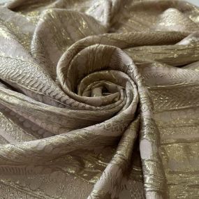 Tecido Musseline De Seda Estampada Jacquard Dourado • Conexão Tecidos 2