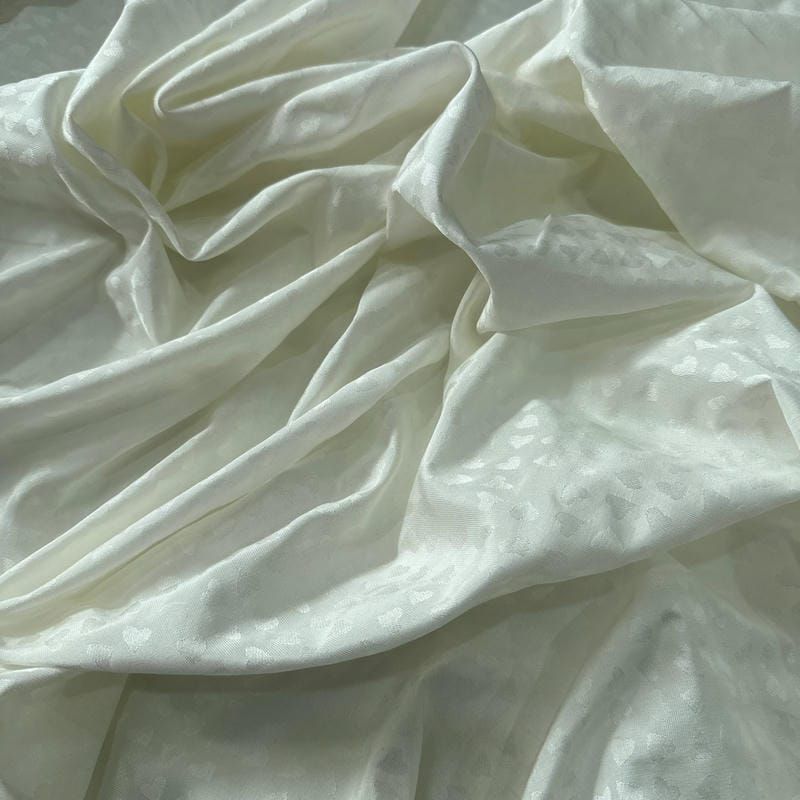 Tecido Jacquard de Seda Misto Delicato • Conexão Tecidos