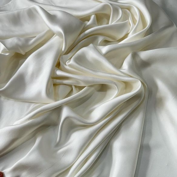 Tecido Cetim de Seda Pura Dupion Off White • Conexão Tecidos
