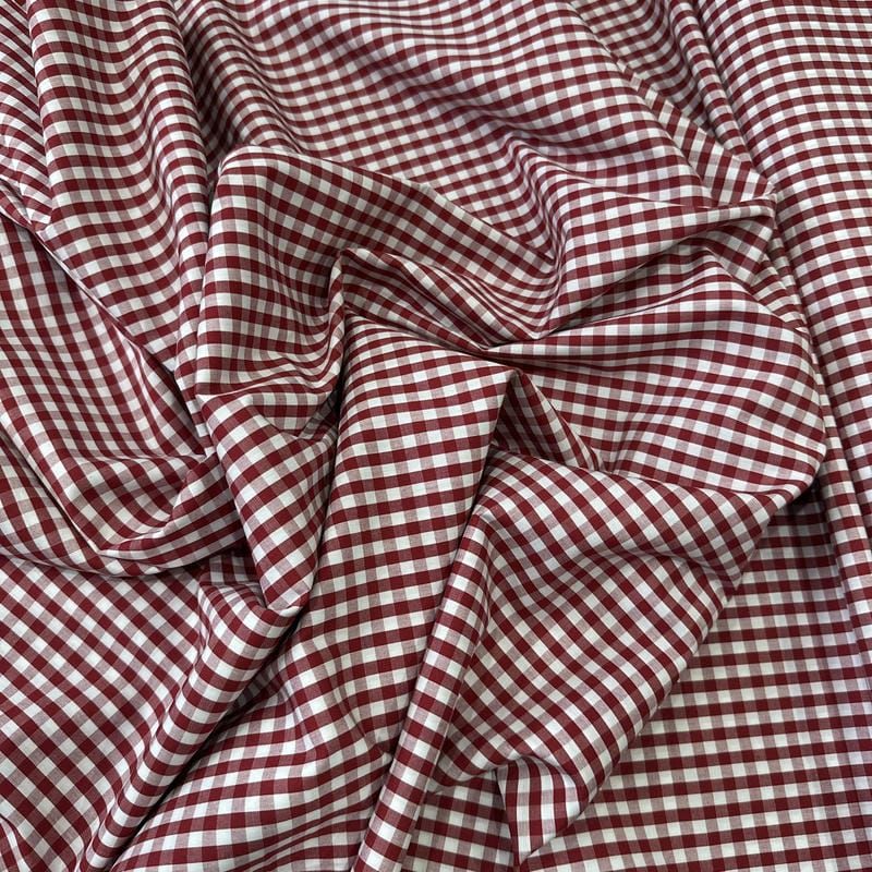 Tecido Tricoline Estampado Vichy Vermelho • Conexão Tecidos
